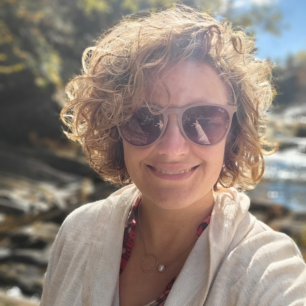 Meet your Posher, Rachel
